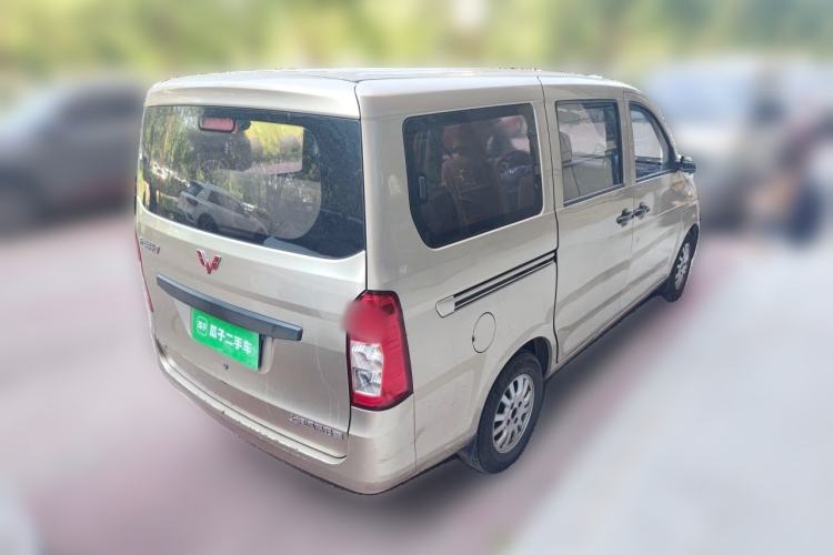 Used Wuling Rongguang V 2016 1.5L Practical Version Non-Power-Assisted Rear Right 45 Deg