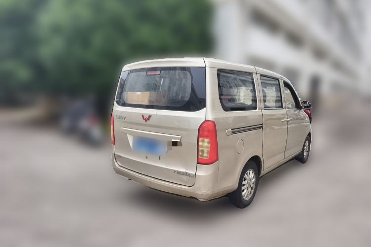 Used Wuling Rongguang V 2016 1.5L Standard Version Rear Right 45 Deg