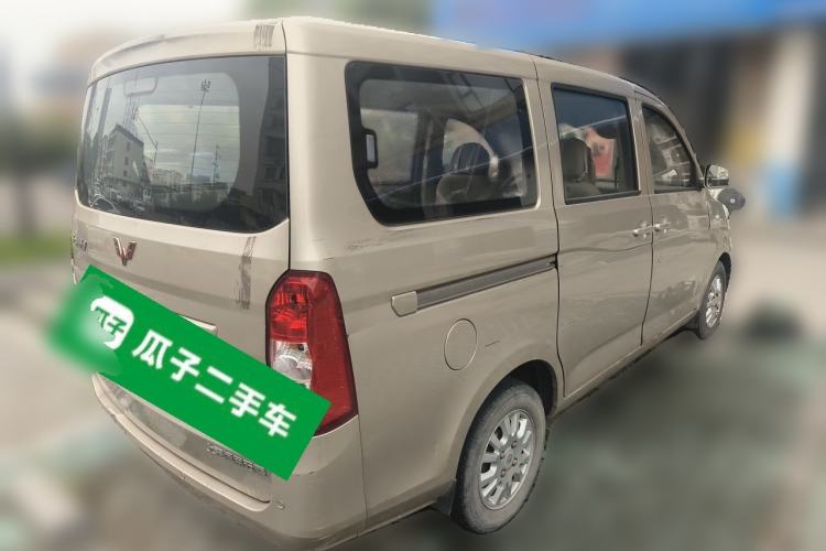 Used Wuling Rongguang V 2016 1.5L Standard Version Rear Right 45 Deg