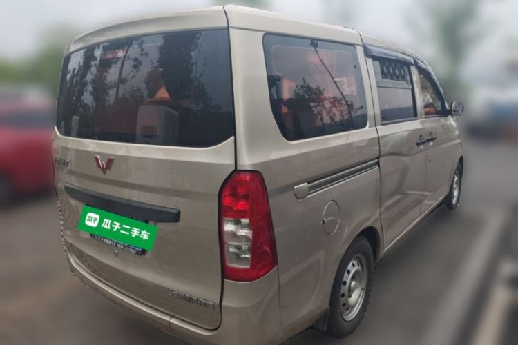 Used Wuling Rongguang V 2016 1.5L Practical Version Non-Power-Assisted Rear Right 45 Deg