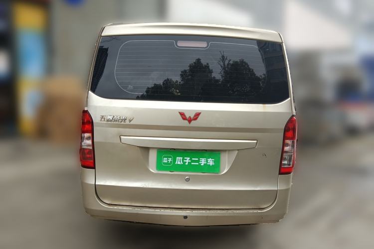 Used Wuling Rongguang V 2016 1.5L Standard Version Rear