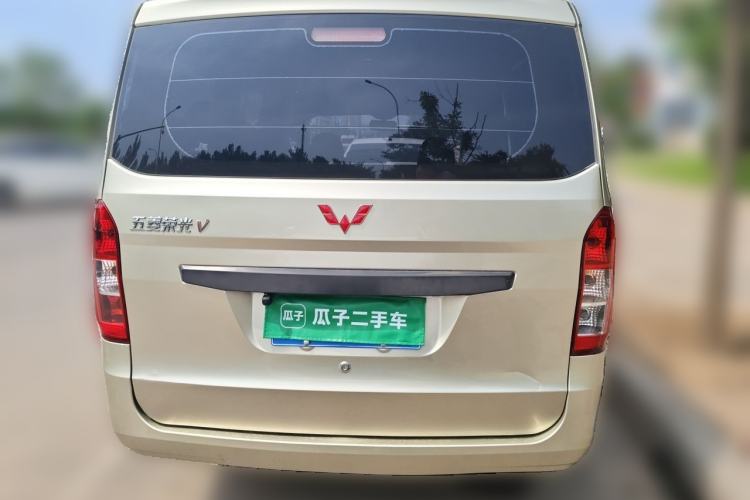 Used Wuling Rongguang V 2016 1.2L Practical Model Non-Power-Assisted Rear