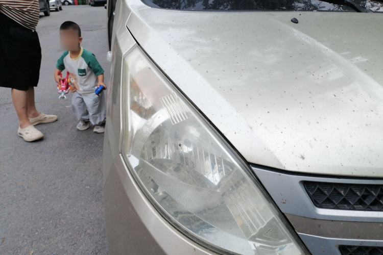 Used Wuling Rongguang V 2016 1.2L Practical Version Right Front Headlight