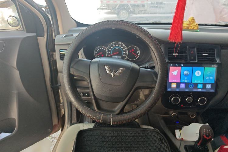 Used Wuling Rongguang V 2016 1.5L Standard Version Steering Wheel