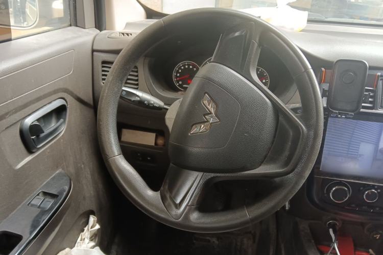 Used Wuling Rongguang V 2016 1.5L Standard Version Steering Wheel