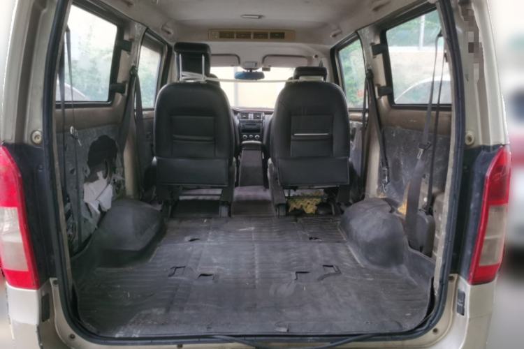 Used Wuling Rongguang V 2016 1.5L Standard Version Trunk
