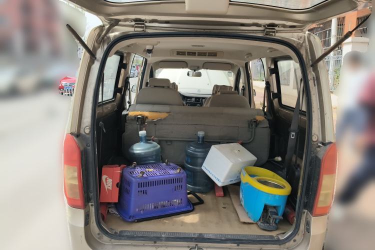 Used Wuling Rongguang V 2016 1.2L Standard Version Trunk