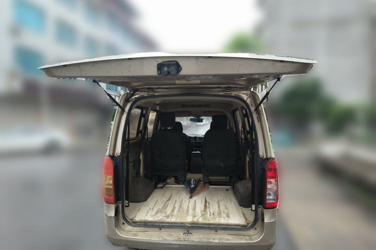 Used Wuling Rongguang V 2016 1.5L Standard Version Trunk