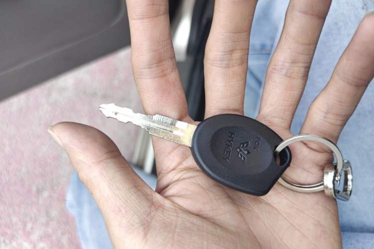 Used Wuling Rongguang V 2016 1.5L Practical Version Non-Power-Assisted Vehicle Key