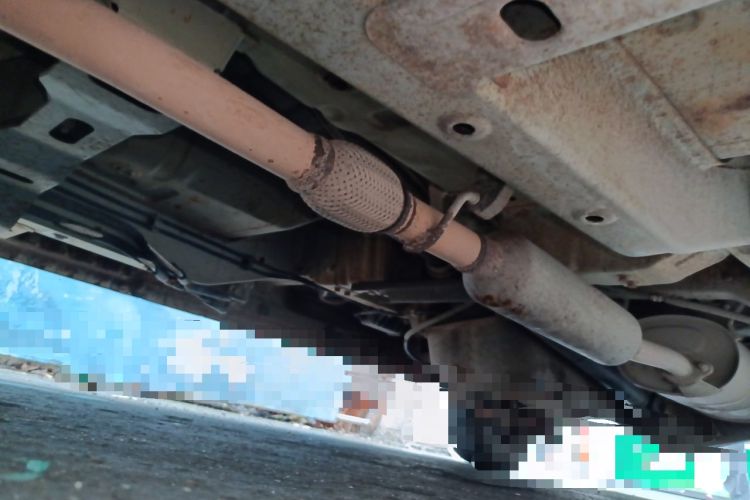 Used Wuling Rongguang V 2016 1.5L Practical Version Chassis Front Left