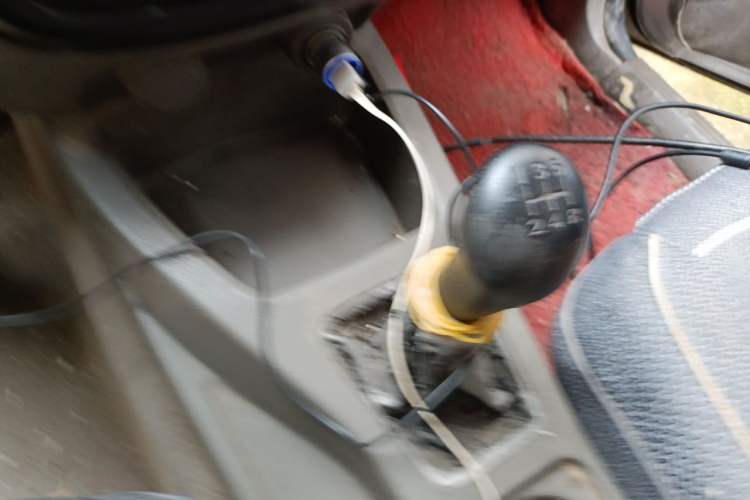 Used Wuling Rongguang V 2016 1.5L Practical Version Gear Lever
