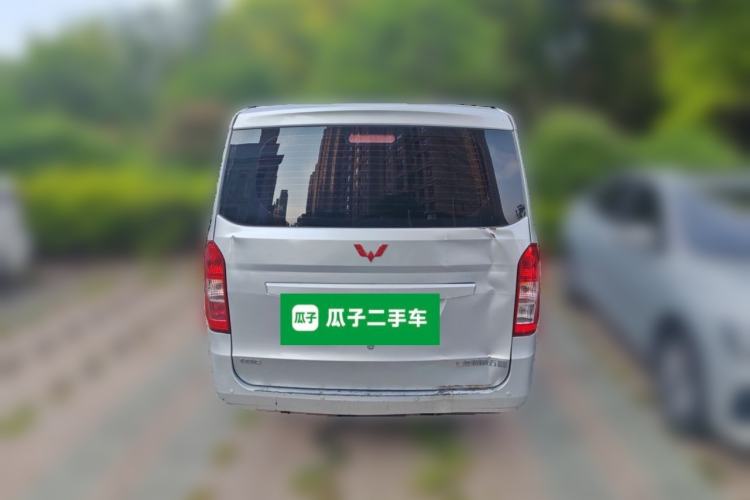 Used Wuling Rongguang V 2016 1.5L Standard Version Rear