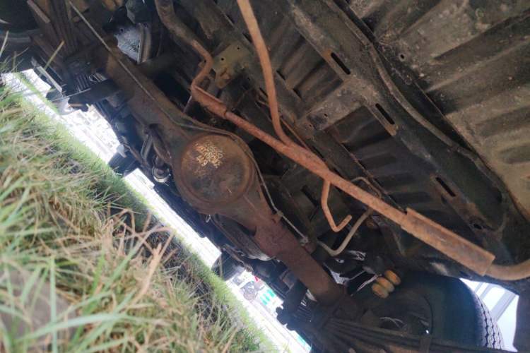 Used Wuling Rongguang V 2016 1.2L Practical Version Chassis Rear