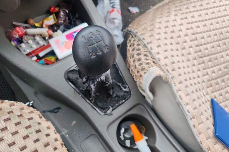 Used Wuling Rongguang V 2016 1.2L Practical Version Gear Lever