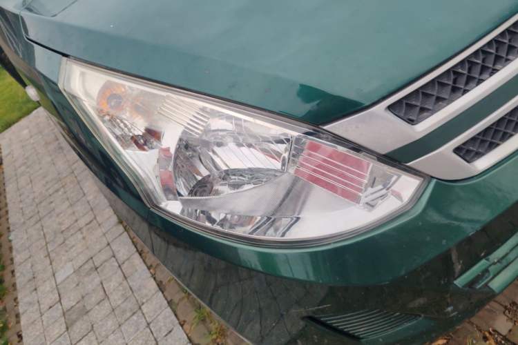 Used Wuling Rongguang V 2016 1.2L Practical Version Right Front Headlight