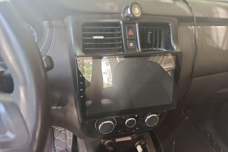 Used Wuling Rongguang V 2016 1.5L Standard Version Audio And AC Panel