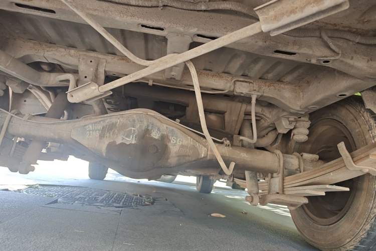 Used Wuling Rongguang V 2016 1.5L Standard Version Chassis Rear
