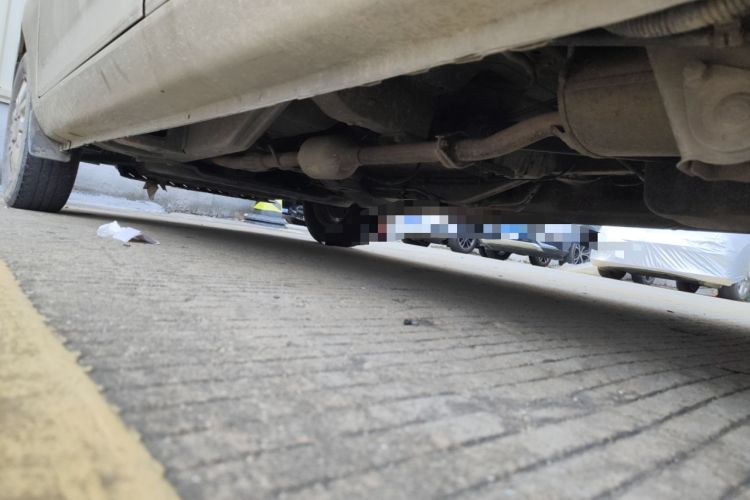 Used Wuling Rongguang V 2016 1.2L Standard Version Chassis Rear Left