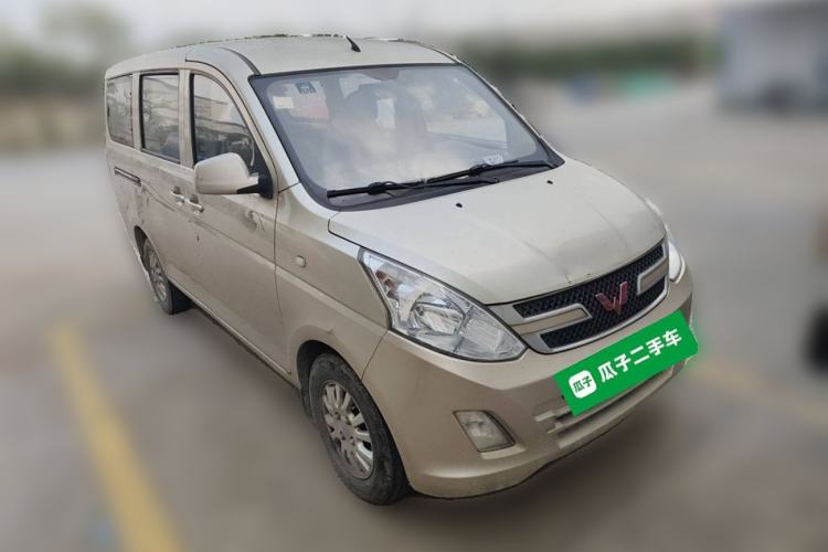 Used Wuling Rongguang V 2016 1.2L Standard Version Front Right 45 Deg