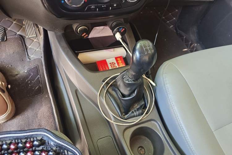 Used Wuling Rongguang V 2016 1.5L Standard Version Gear Lever