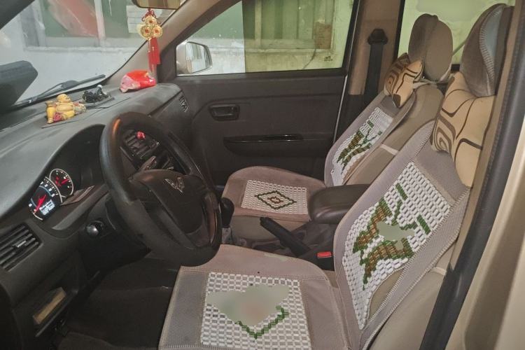Used Wuling Rongguang V 2016 1.5L Standard Version Left Front Seat