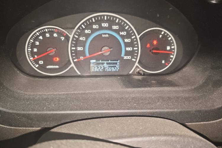 Used Wuling Rongguang V 2016 1.5L Standard Version Odometer Close Up