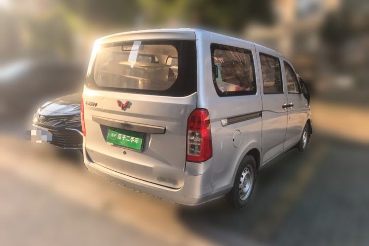 Used Wuling Rongguang V 2016 1.5L Practical Version Non-Power-Assisted Rear Right 45 Deg