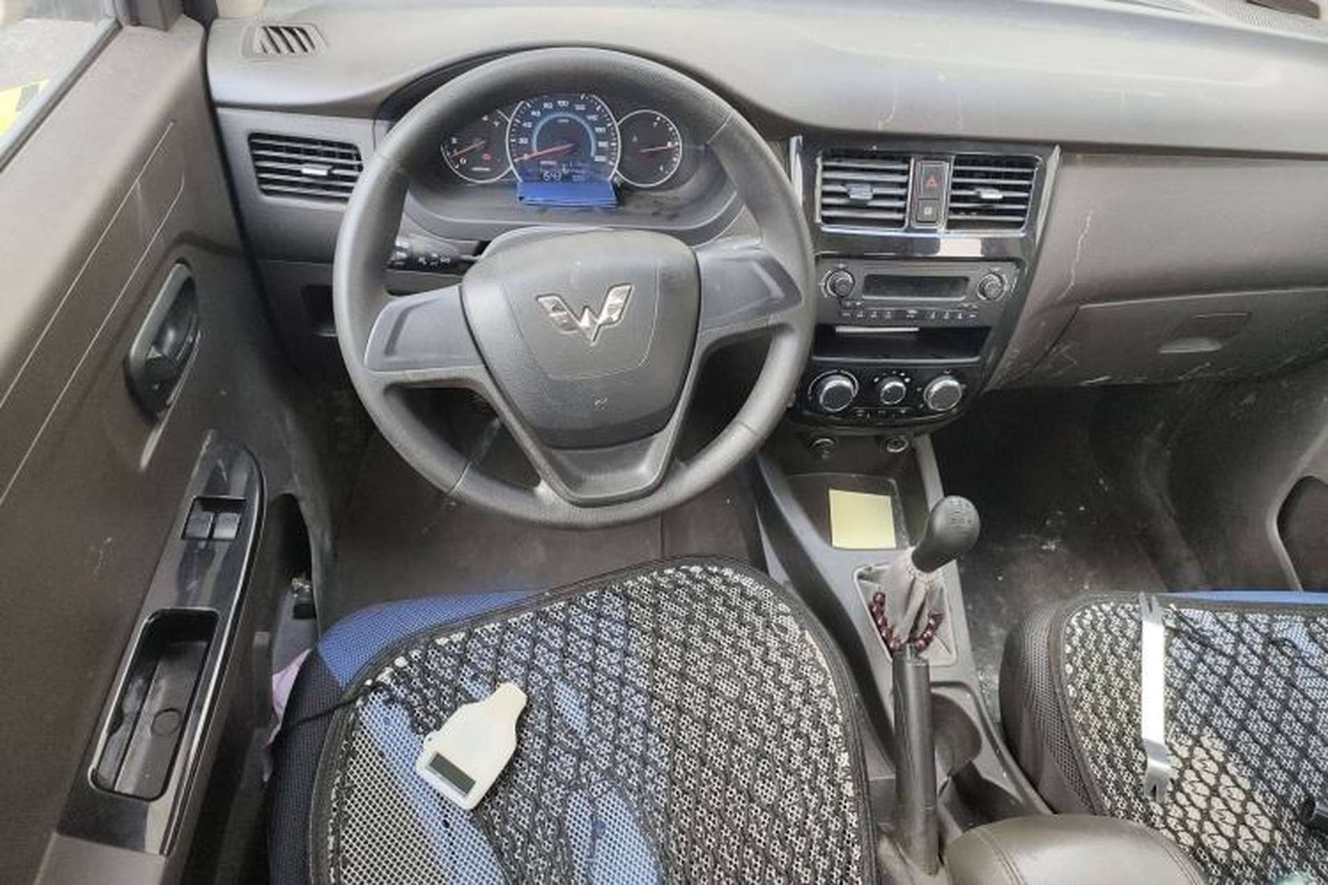 Used Wuling Rongguang V 2016 1.2L Standard Version Steering Wheel