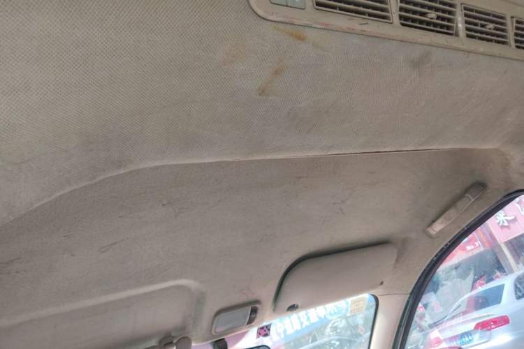 Used Wuling Rongguang V 2016 1.5L Standard Version Headliner