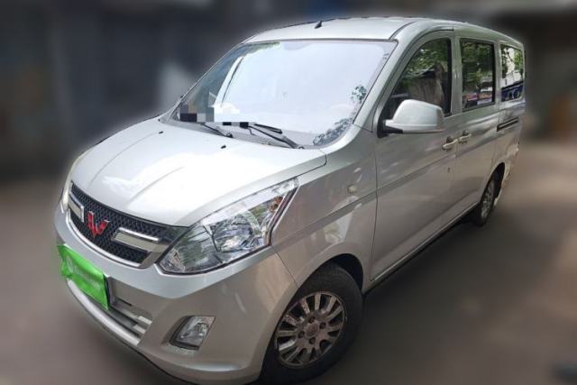 Used Wuling Rongguang V 2016 1.5L Standard Version