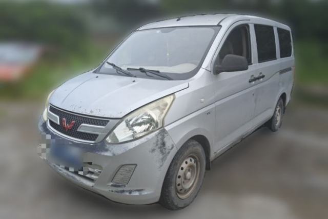 Used Wuling Rongguang V 2016 1.5L Practical Version Non-Power-Assisted