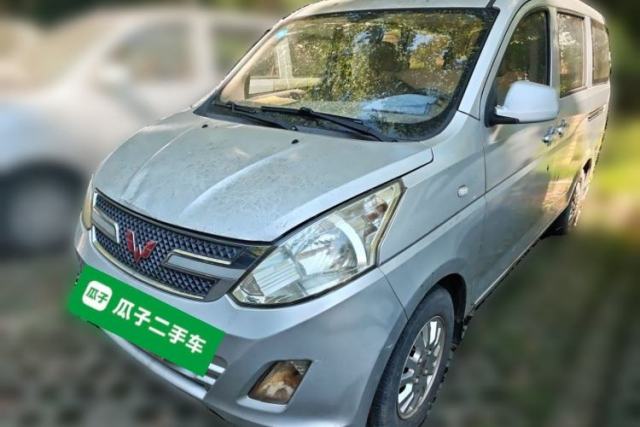 Wuling Rongguang V 2016 1.2L Practical Version с пробегом
