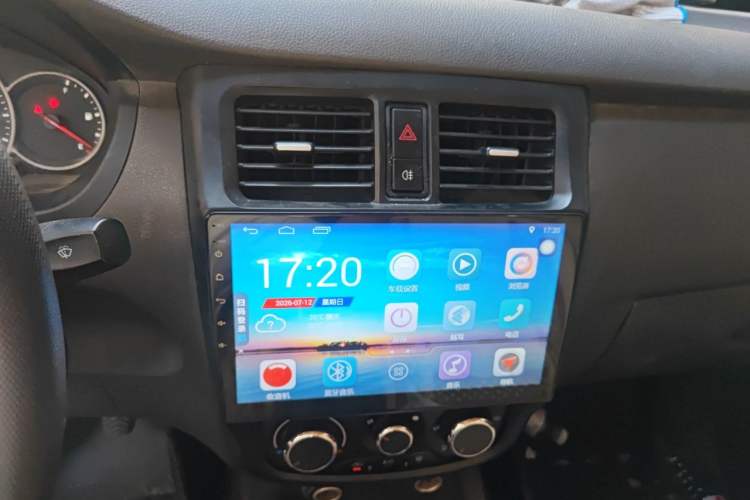 Used Wuling Rongguang V 2016 1.5L Standard Version Audio And AC Panel