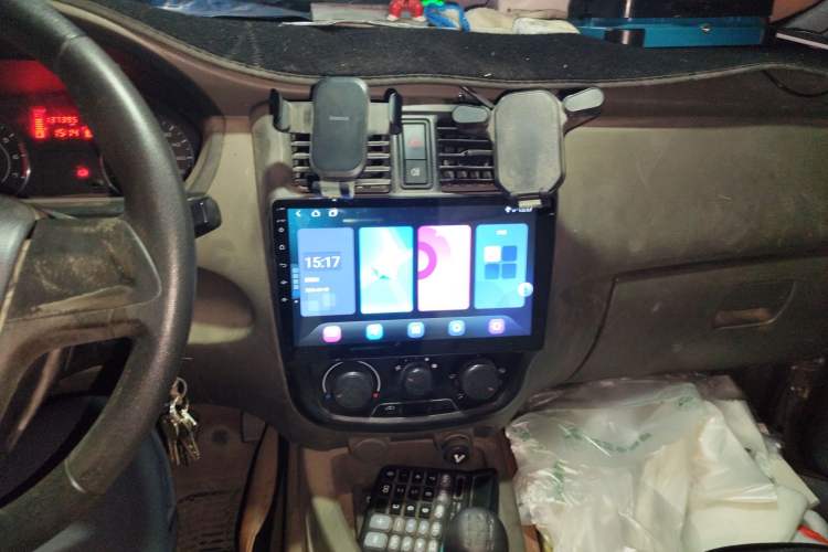 Used Wuling Rongguang V 2016 1.2L Practical Version Audio And AC Panel