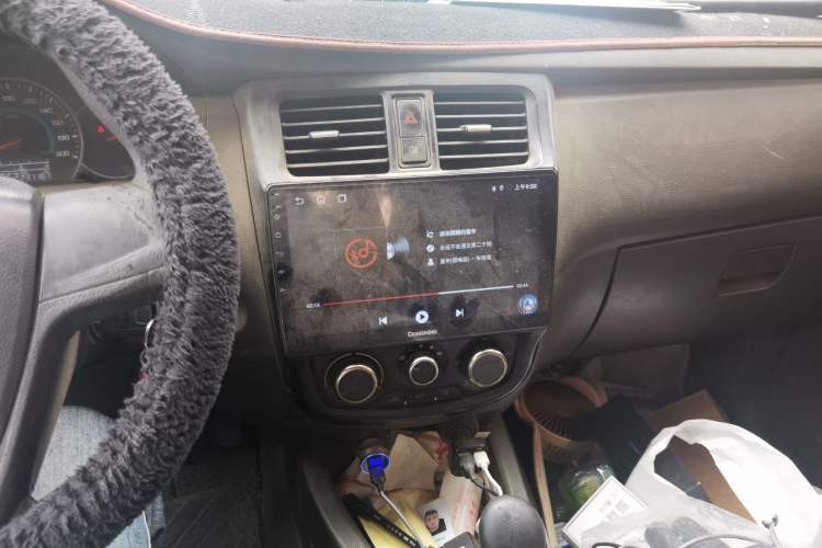 Used Wuling Rongguang V 2016 1.2L Standard Version Audio And AC Panel