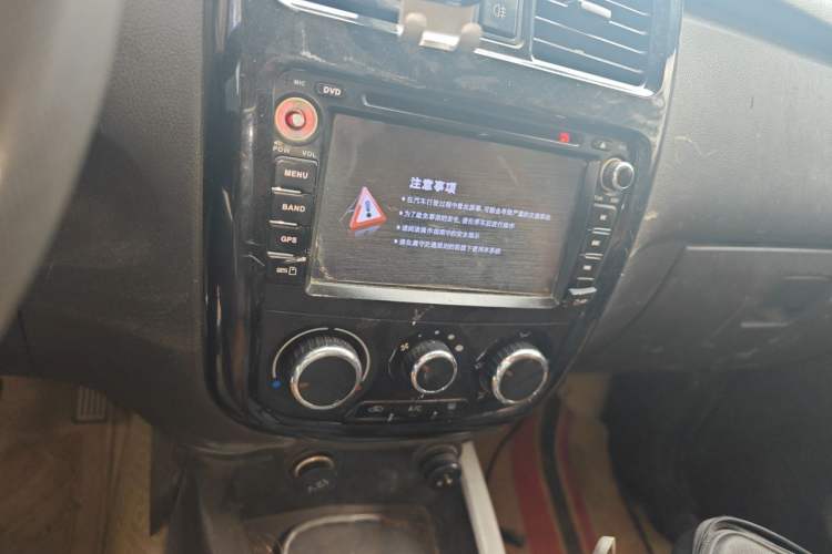 Used Wuling Rongguang V 2016 1.5L Standard Version Audio And AC Panel
