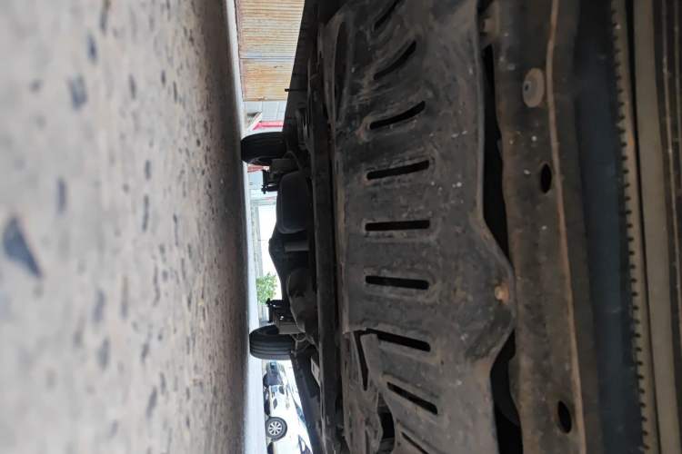 Used Wuling Rongguang V 2016 1.5L Standard Version Chassis Front