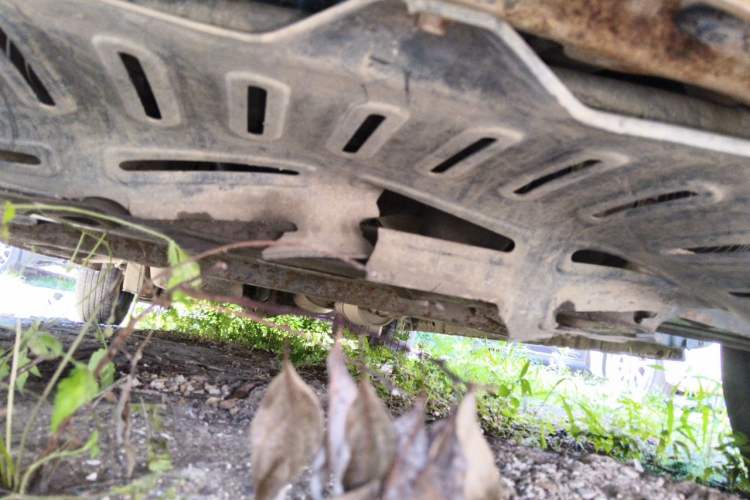 Used Wuling Rongguang V 2016 1.2L Practical Model Non-Power-Assisted Chassis Front