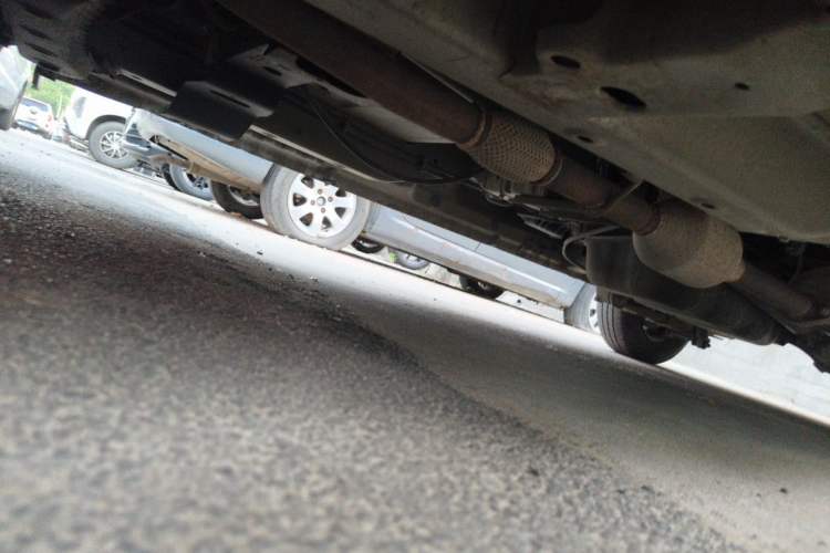 Used Wuling Rongguang V 2016 1.2L Practical Version Chassis Front Left