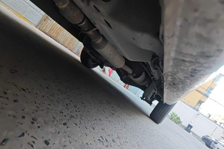 Used Wuling Rongguang V 2016 1.5L Standard Version Chassis Front Left
