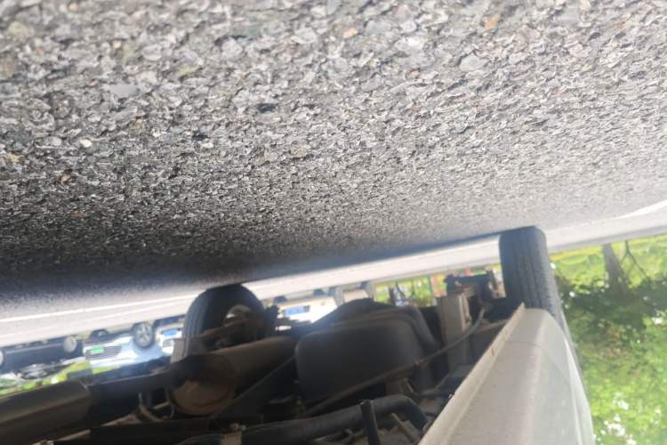 Used Wuling Rongguang V 2016 1.5L Standard Version Chassis Front Right