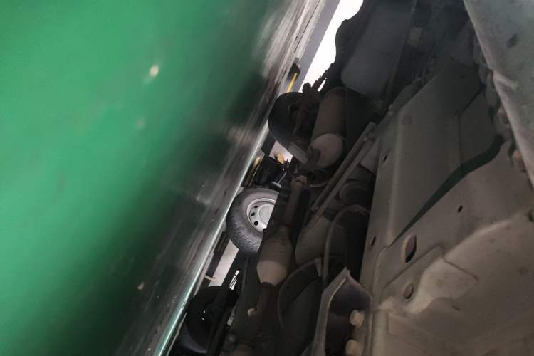 Used Wuling Rongguang V 2016 1.2L Practical Version Chassis Front Right