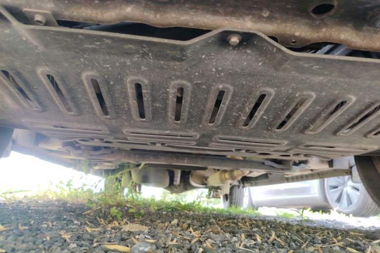 Used Wuling Rongguang V 2016 1.5L Standard Version Chassis Front