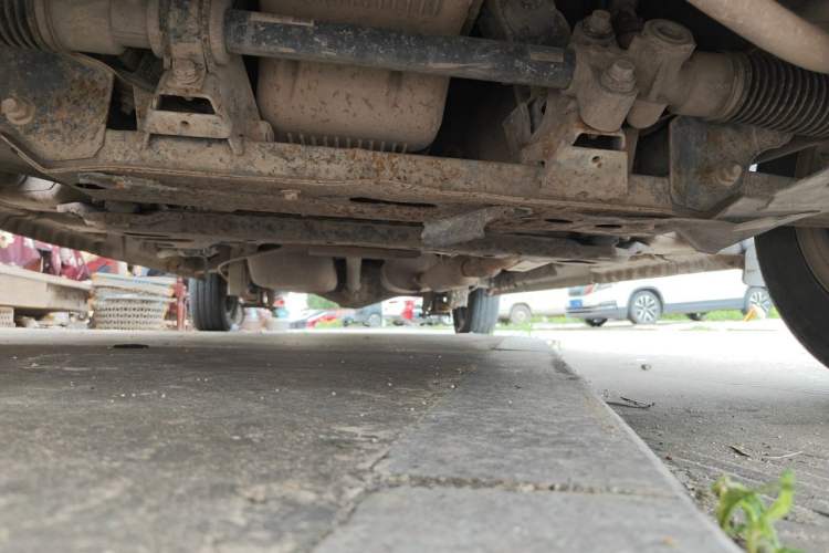 Used Wuling Rongguang V 2016 1.5L Standard Version Chassis Front