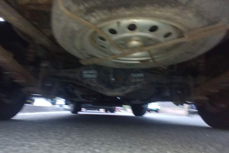 Used Wuling Rongguang V 2016 1.5L Practical Version Chassis Rear