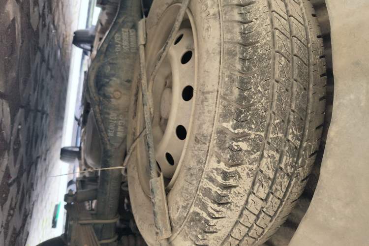 Used Wuling Rongguang V 2016 1.5L Standard Version Chassis Rear