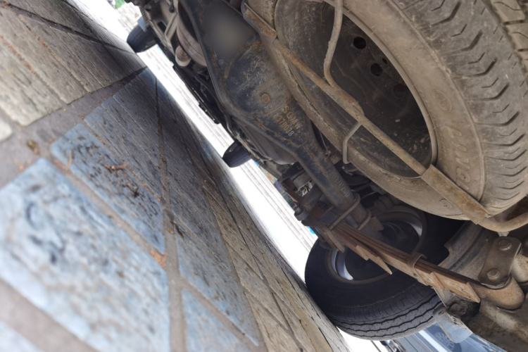 Used Wuling Rongguang V 2016 1.5L Standard Version Chassis Rear