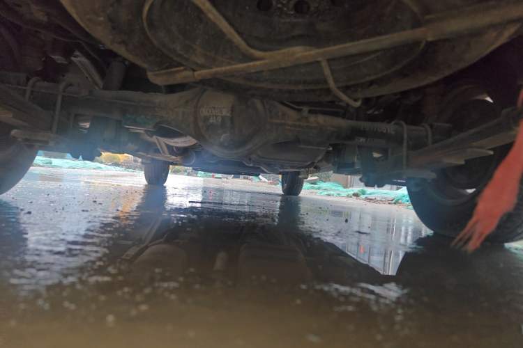 Used Wuling Rongguang V 2016 1.2L Standard Version Chassis Rear