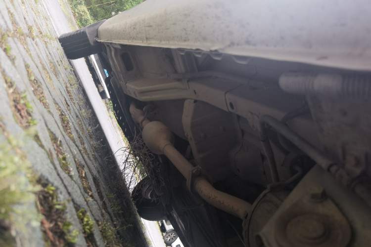 Used Wuling Rongguang V 2016 1.2L Standard Version Chassis Rear Left