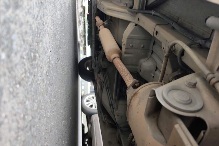 Used Wuling Rongguang V 2016 1.5L Standard Version Chassis Rear Left